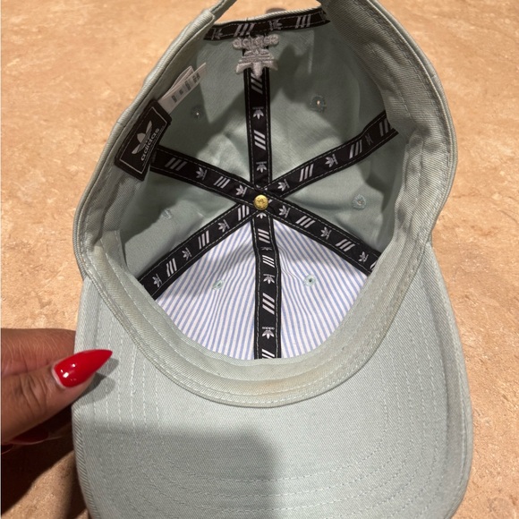Mint Adidas hat! - Picture 2 of 3